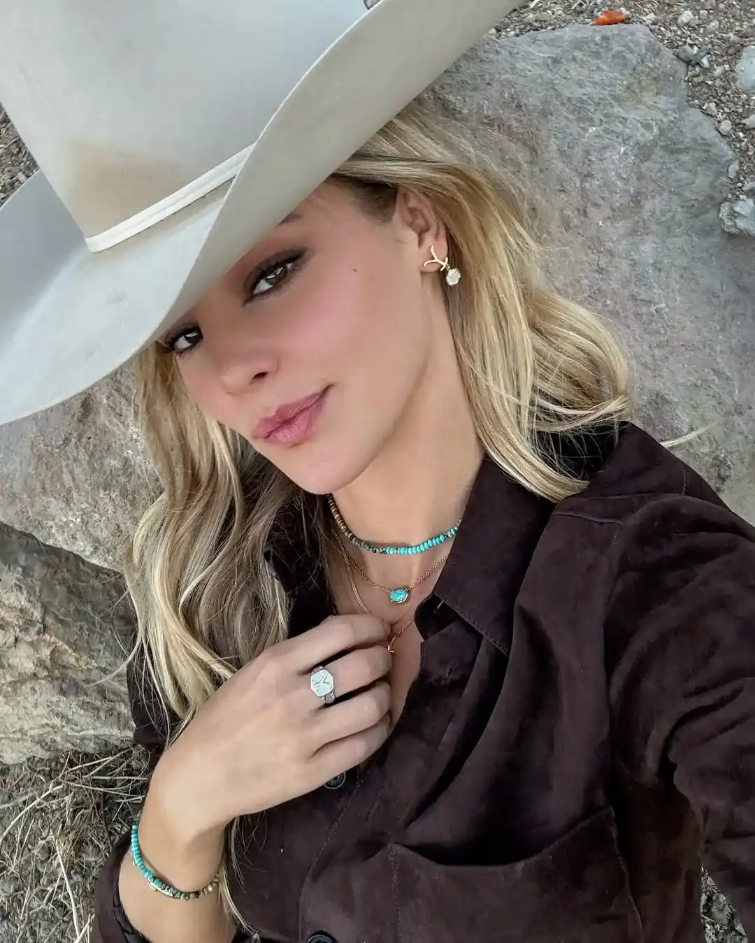 Hassie Harrison Net Worth, Age, Ethnicity & Biography